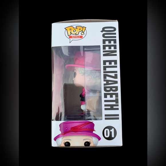 New in Box 2018 Queen Elizabeth II & Corgi Funko Pop Royals British Monarchy🇬🇧 - Picture 2 of 13